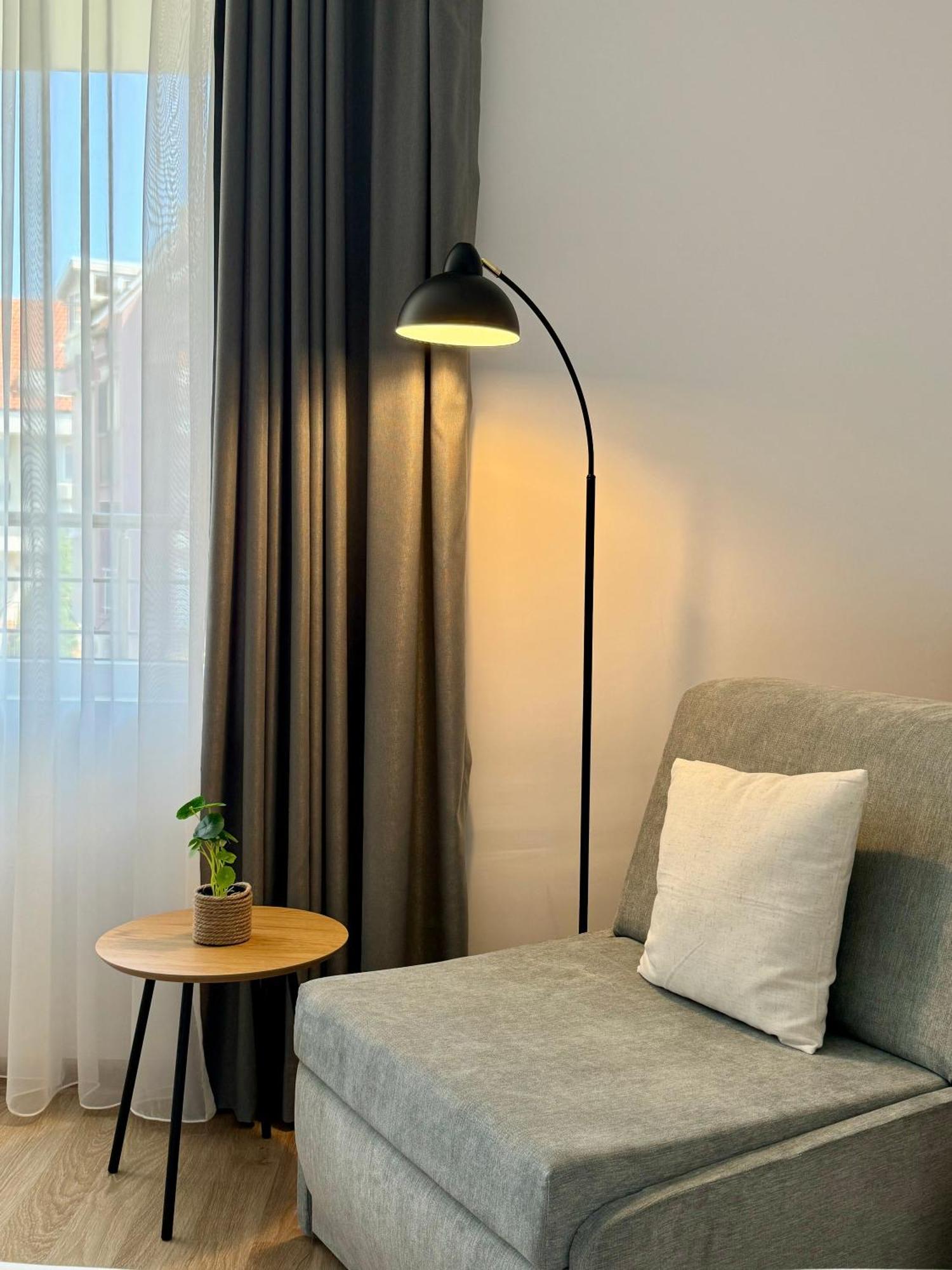 Flora Studios Sarafovo Burgas Extérieur photo